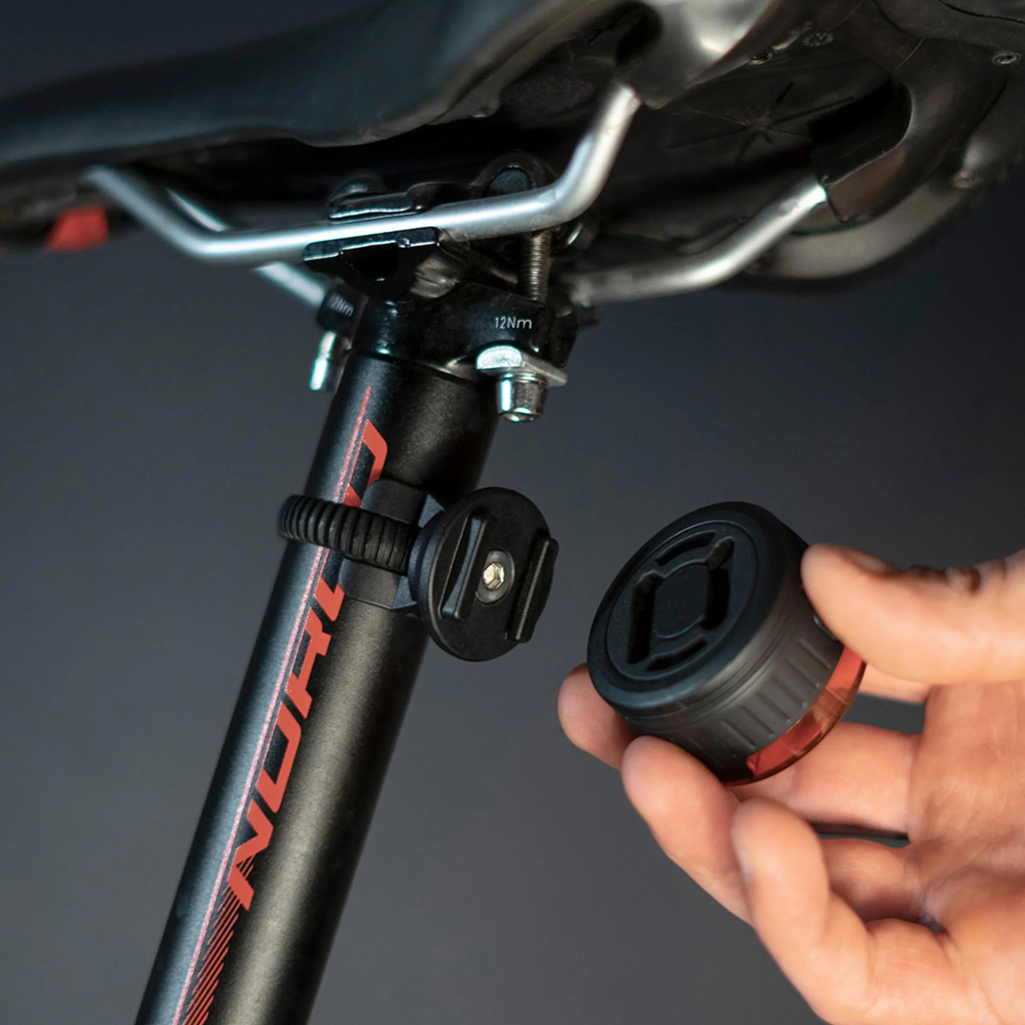 All-Round LED Safety Light Red - Image 3